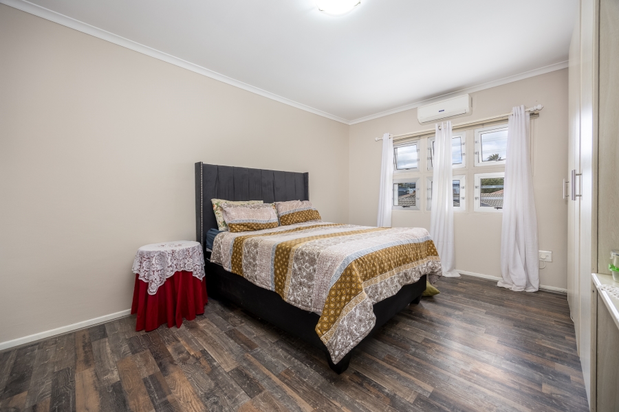 5 Bedroom Property for Sale in Rouxville Western Cape
